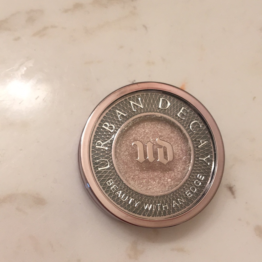 Urban Decay Midnight Cowgirl single eyeshadow
